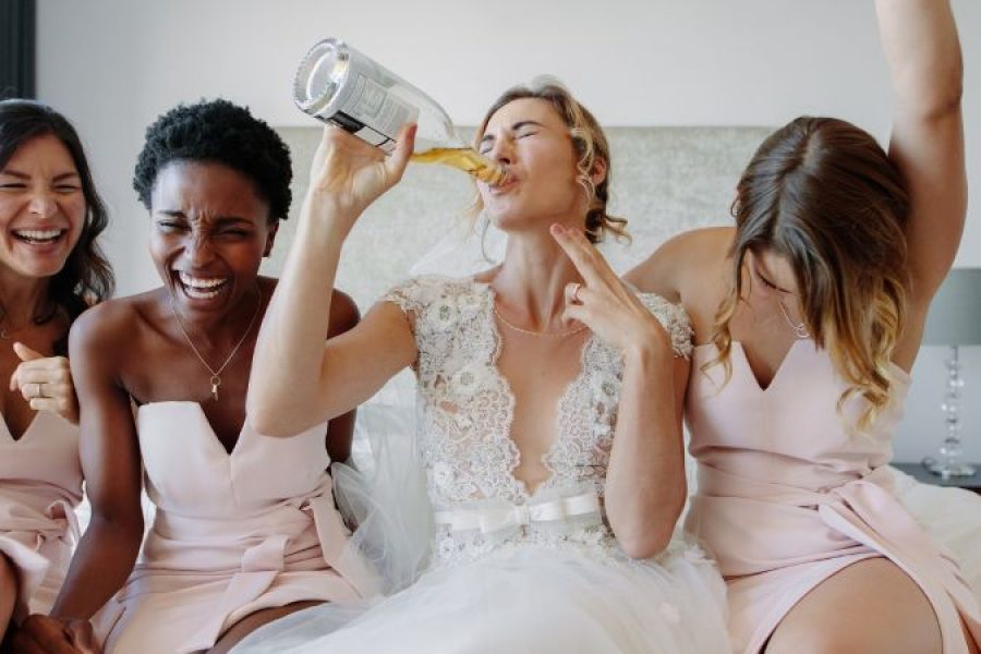 EL ORIGEN DE LAS DAMAS DE HONOR EN LAS BODAS