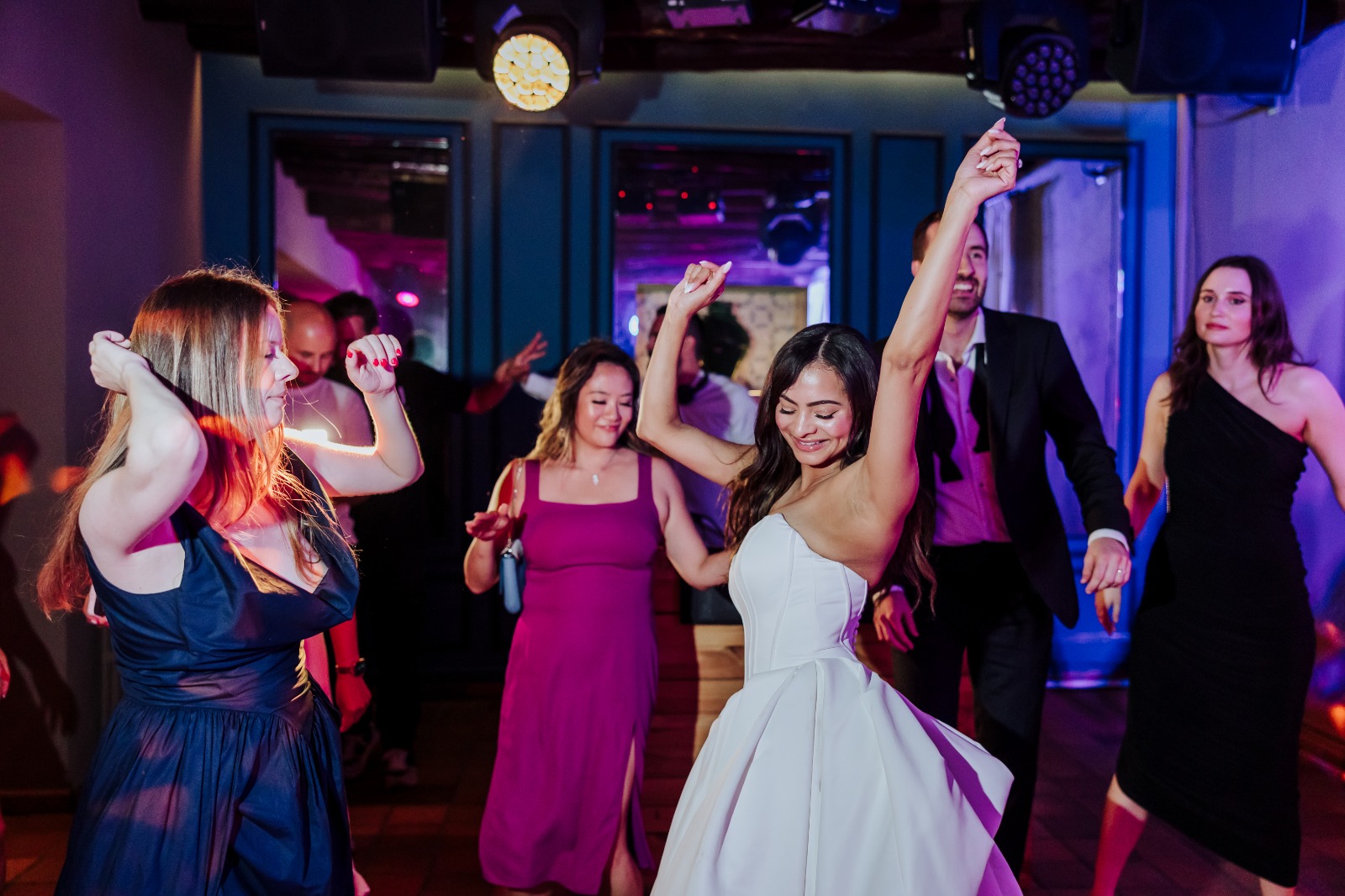 FIESTA DE TU BODA